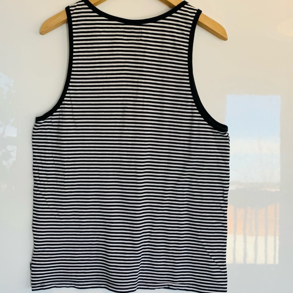 Obey tank top size Small - Picture 2 of 8